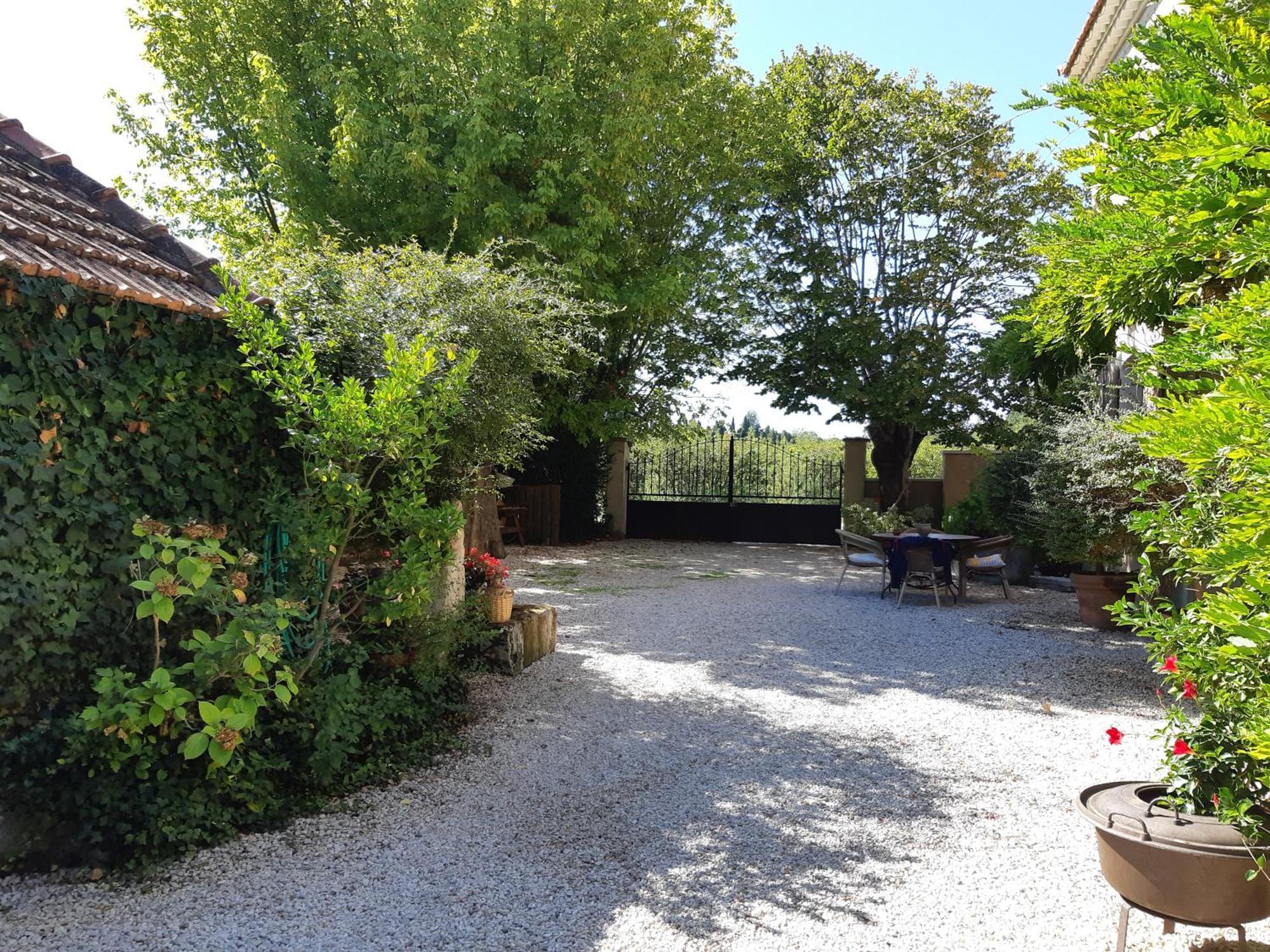 Cherche Midi Hébergement de vacances *